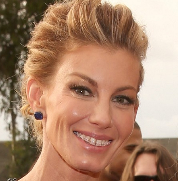 The-Best-Braces-Moments-in-Pop-Culture-History-Faith-Hill