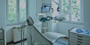 Dental chair