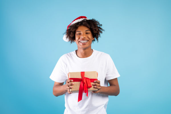 How to Navigate the Holidays With Braces or Aligners